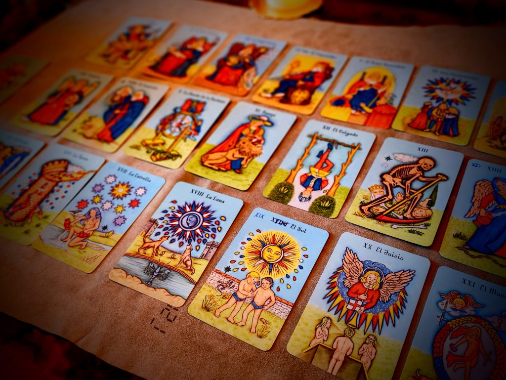 Arcanos Mayores del Tarot de las Sensaciones. Tarot de Marsella. Tarot Terapéutico Evolutivo.