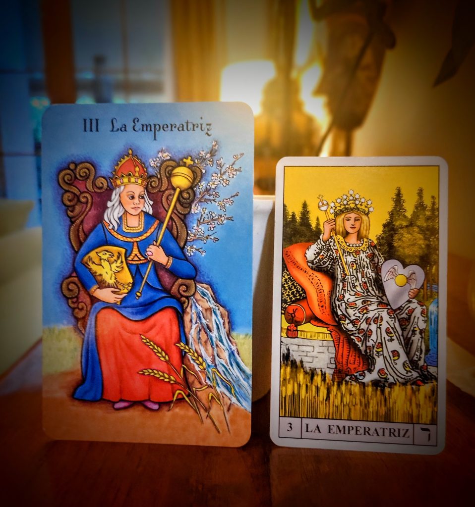 La Emperatriz, arcano 3 del Tarot de las Tentaciones, Marsella y del Tarot Rider-Waite.